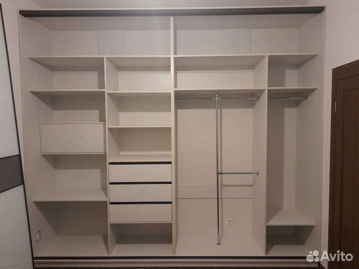 Шкафы купе на заказ, кухни гардеробные