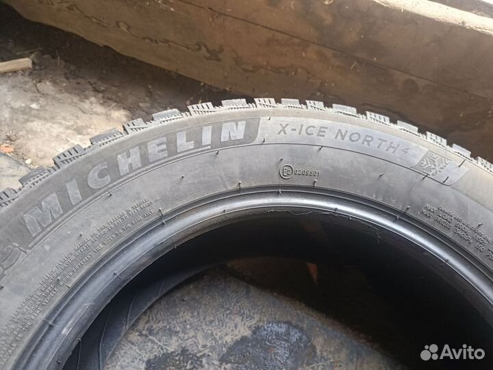 Michelin X-Ice North 4 195/65 R15 95T