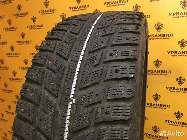 Kumho I'Zen KW22 215/45 R18 91T