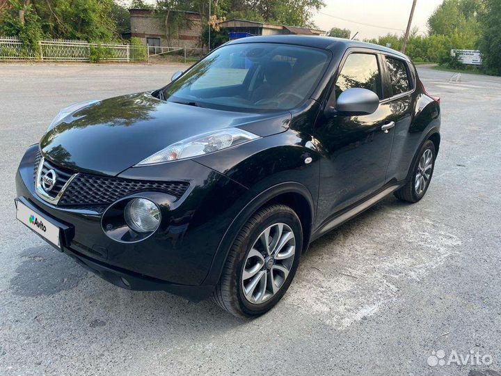 Nissan Juke 1.6 CVT, 2012, битый, 64 400 км