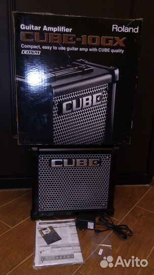 Комбоусилитель Roland Cube