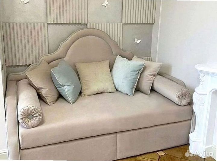 Кровать диван детская мягкая