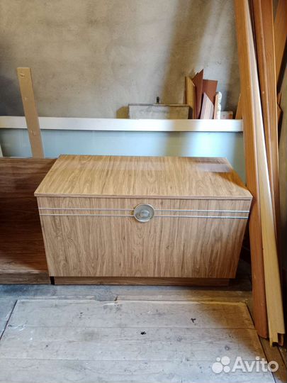 Трюмо с зеркалом и тумба для обуви