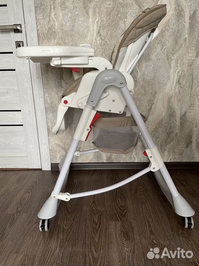 Стульчик для кормления babyton