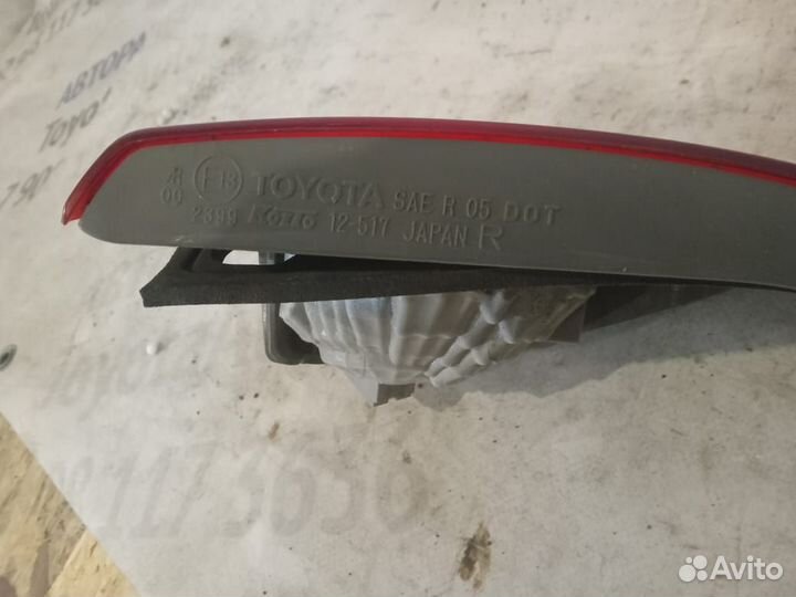 Фонарь в крышку багажника Тойота Королла Е150