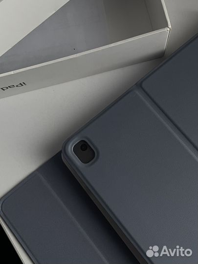 iPad 8 2020 wifi 32gb + клавиатура