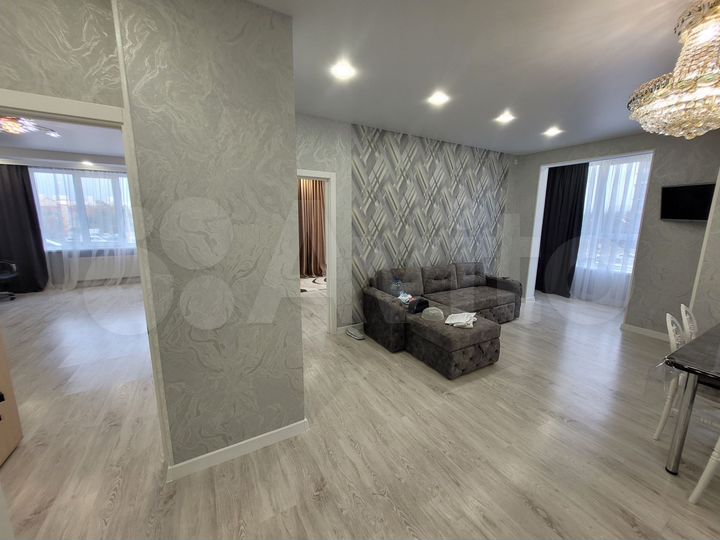 3-к. квартира, 90 м², 2/9 эт.