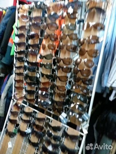 Очки солнцезащитные