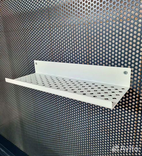 Полочка 100 мм для ванной, прихожей, гаража, мастерской металлическая настенная белая лофт из листов