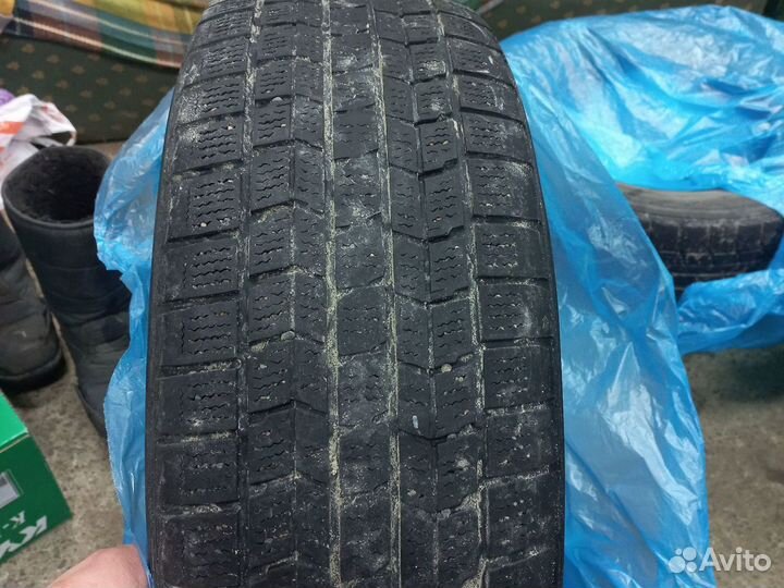 Dunlop DSX-2 215/60 R16 95Q