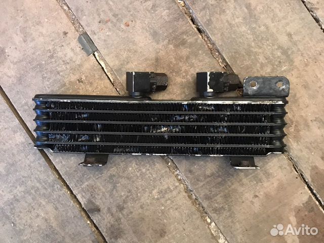 Радиатор масляный Mitsubishi Pajero 3 Montero 3