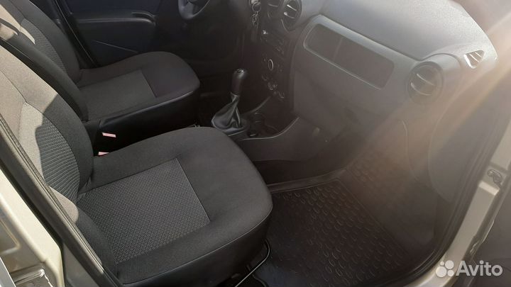 LADA Largus 1.6 МТ, 2013, 97 000 км