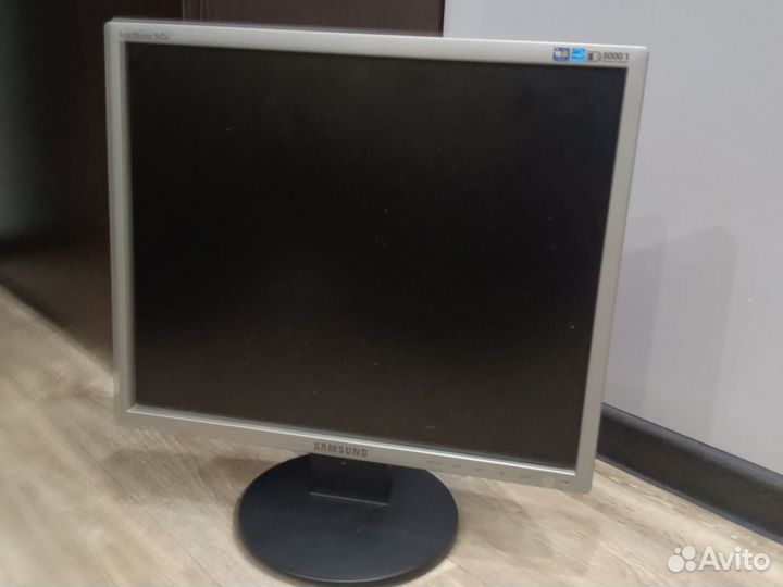 Монитор samsung 19 дюймов 943n