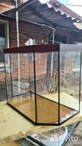 Аквариумы для рыбок