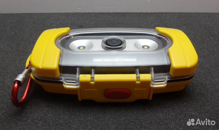 Кейс со встроенным фонарем Pelican Light-Case 9000