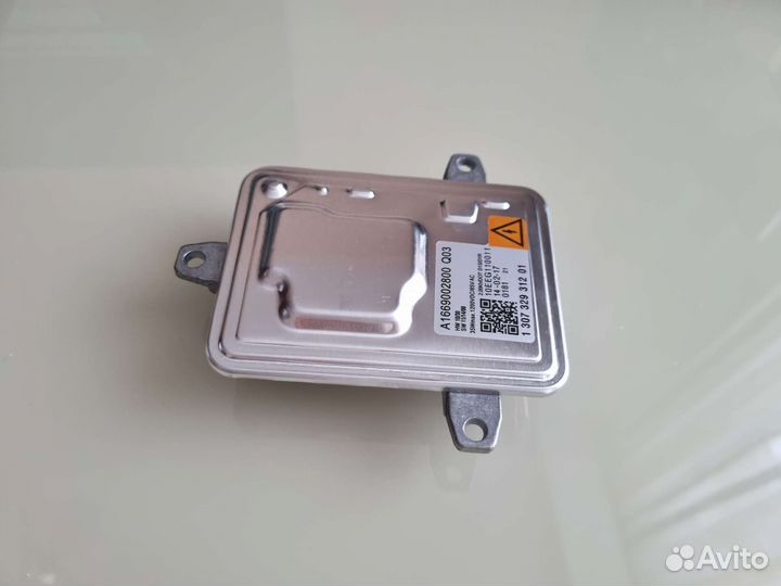 Блок розжига ксенона 1307329312, A1669002800 новый