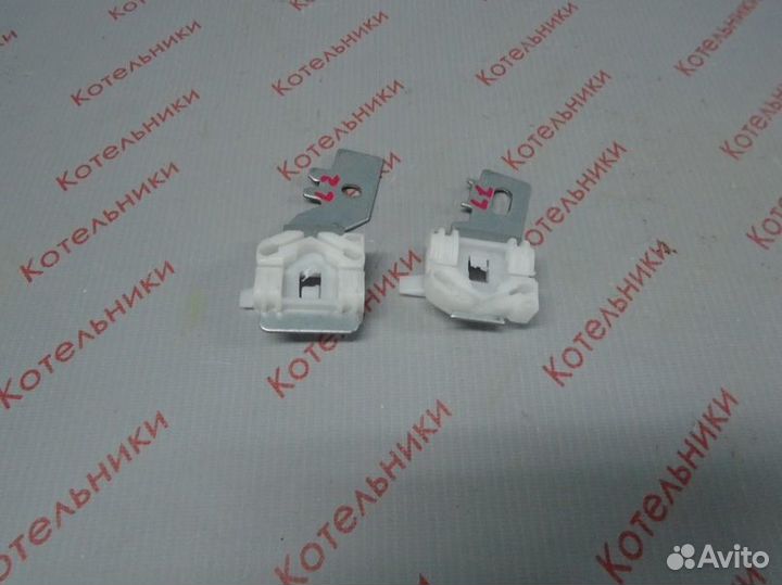 Nissan 80771-BA200 Ремкомплект стеклоподъёмника L