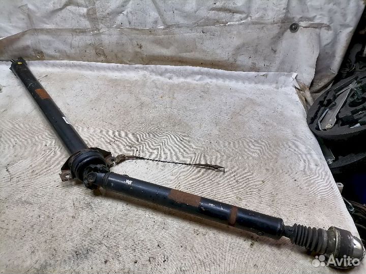 Карданный вал Ford Escape EP3W на передней крестов