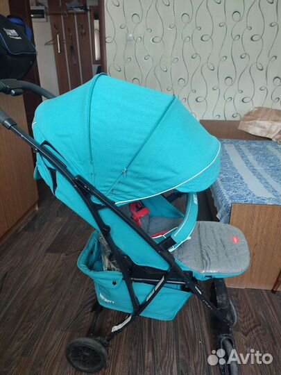 Прогулочная коляска