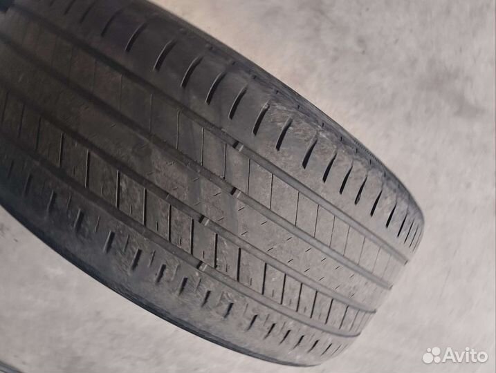 Bridgestone Blizzak LM-20 285/50 R20