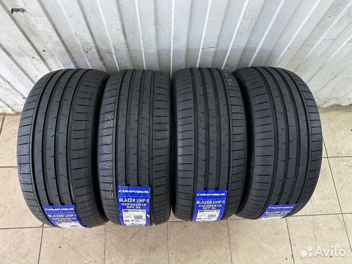 Compasal Blazer UHP II 255/40 R19