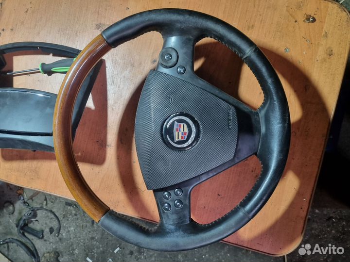 Руль Cadillac Cts