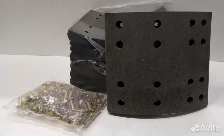 Тормозные накладки - zevs