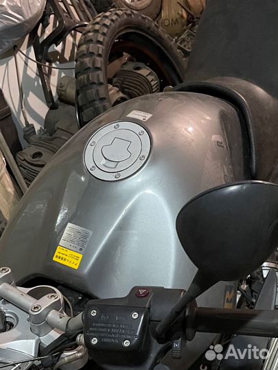 Бензобак BMW r850r