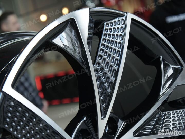 Литые диски RS7 R19 на Audi. Арт2528