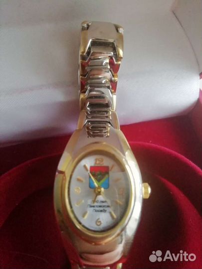 Часы наручные