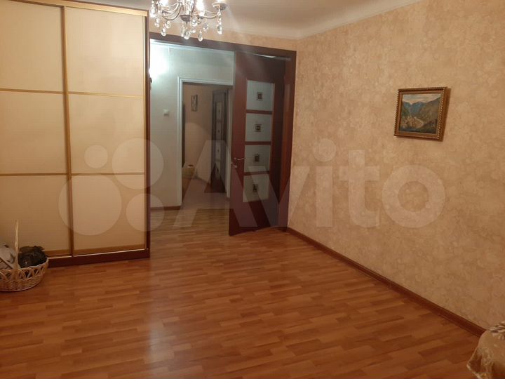 4-к. квартира, 115 м², 2/2 эт.