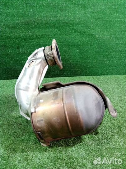 Катализатор передний Nissan X-Trail DNT31 M9R