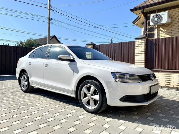 Volkswagen Jetta 1.6 AT, 2014, 148 000 км