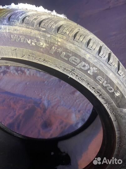 Hankook Winter I'Cept Evo 3 W330 245/45 R18