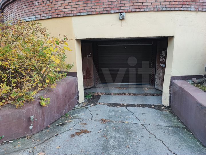 Машиноместо, 21 м²