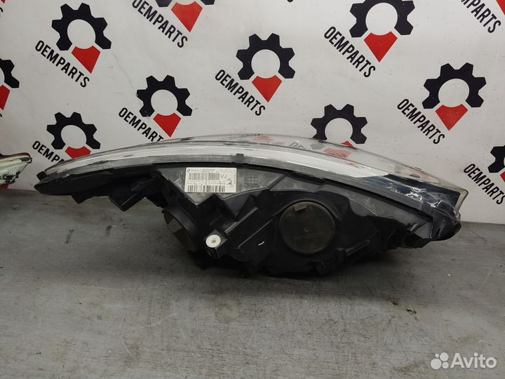 Фара левая Renault kaptur