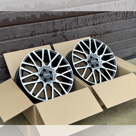Литые диски MOMO Revenge 7.5×R17 5×100