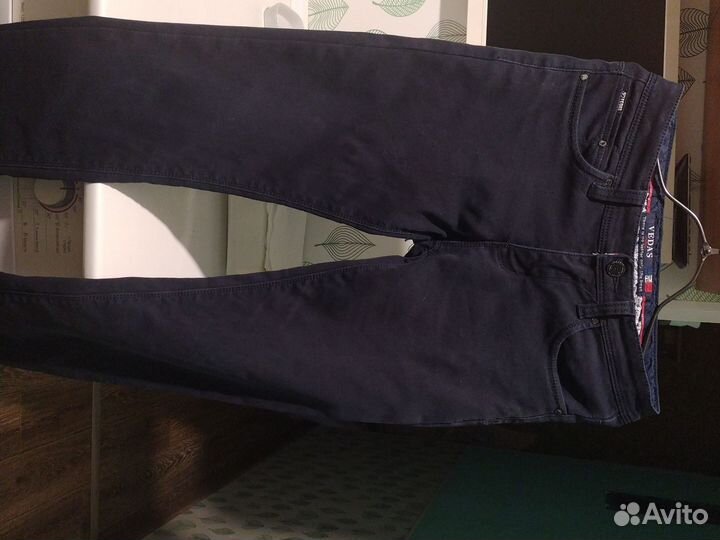 Джинсы мужские