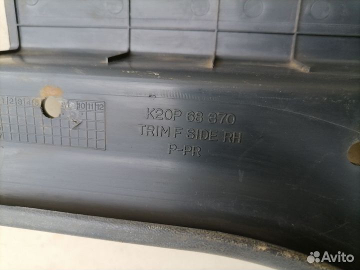 Накладка порога угол внутр. Kia Sephia 1993-1997