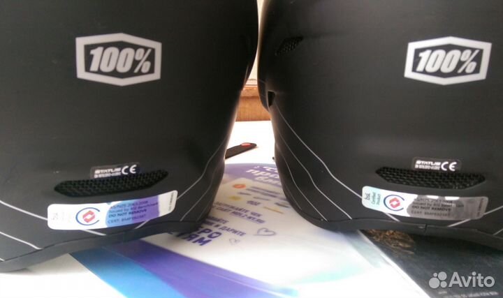 Велошлем Status 100 Downhill/BMX