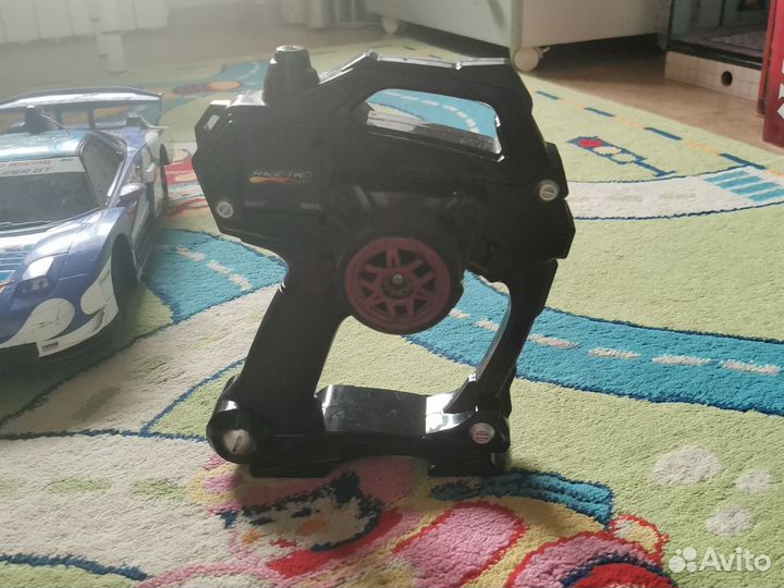 Машинки на пульте управления