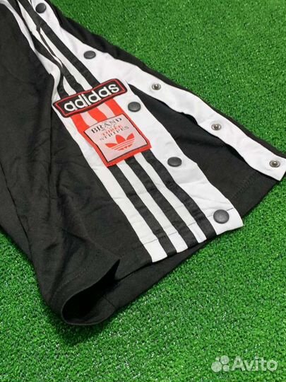 Шорты adidas adibreak