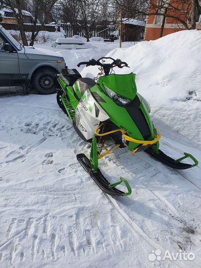 Arctic cat m8000