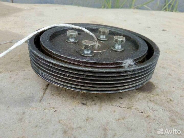 Шкив коленвала Peugeot 406 1.8 2002