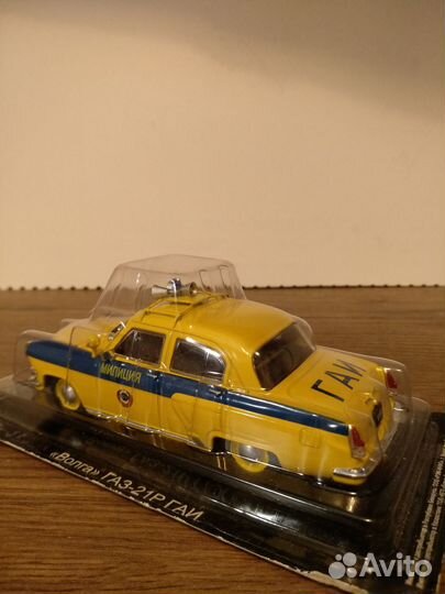 Модель автомобиля Волга газ-21Р гаи 1:43 деа