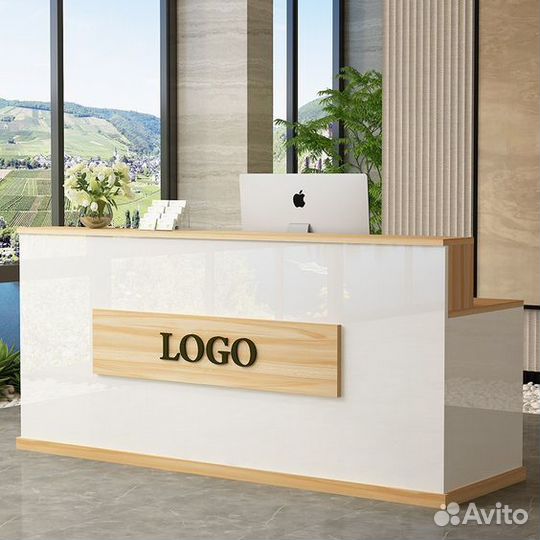 Стойка ресепшн