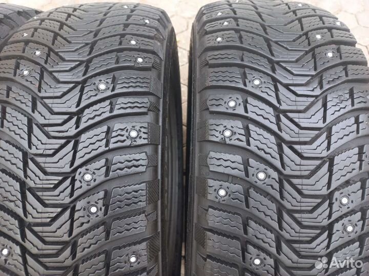 Michelin X-Ice North 3 215/60 R17 100T