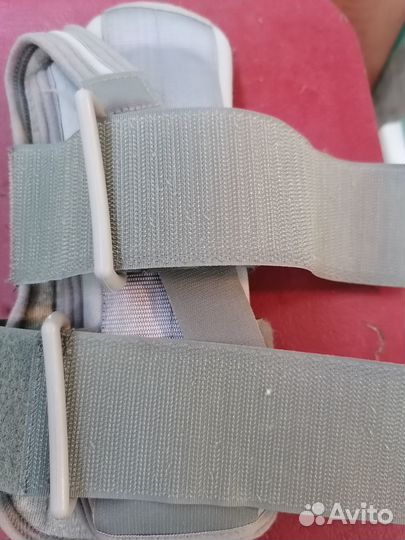 Тутор на лучезапястный сустав на левую руку