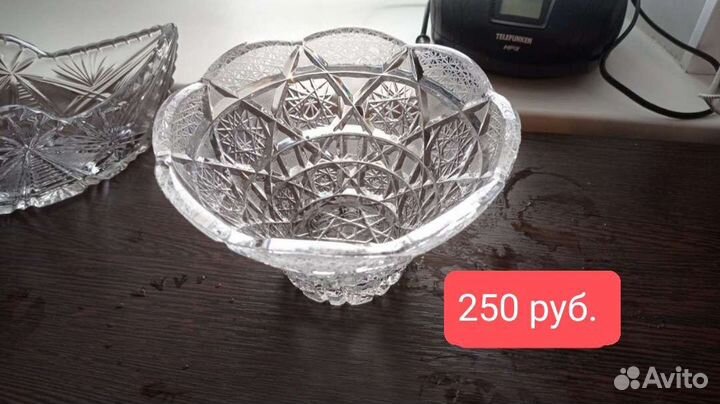 Хрустальные вазы и рог изобилия. Торг