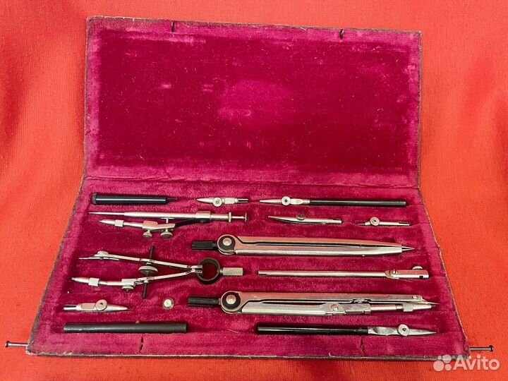 Готовальня У-14